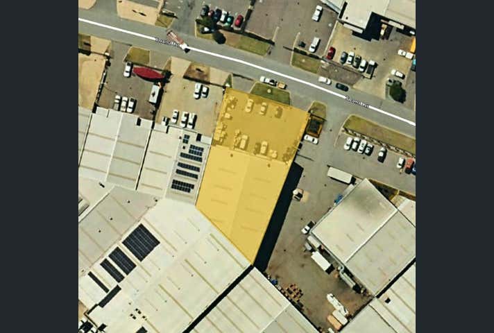 14 Tacoma Circuit Canning Vale WA 6155 - Image 1