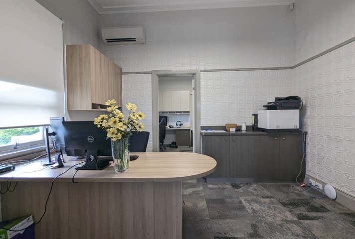 Level One, 100 Margaret Street East Toowoomba QLD 4350 - Image 4
