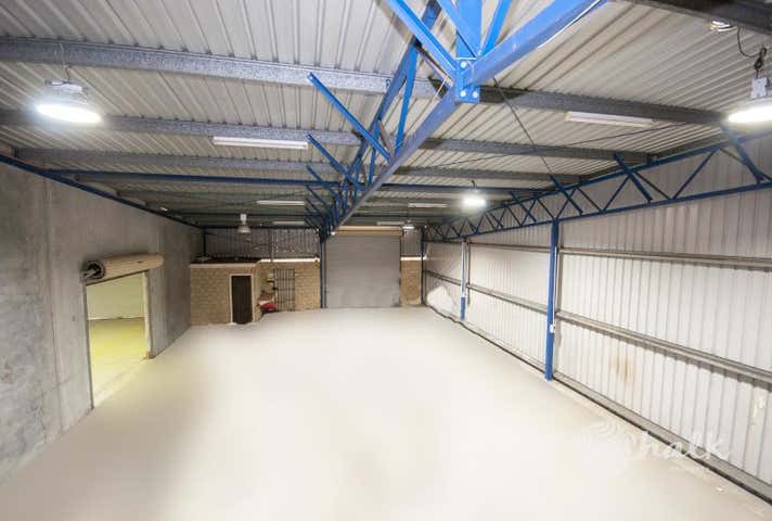 4/11 Day Rd Rockingham WA 6168 - Image 9
