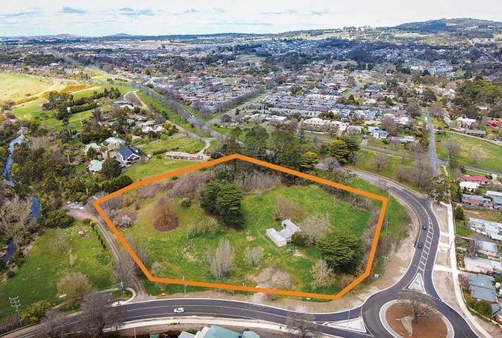 1 Kilmore Road Gisborne VIC 3437 - Image 1