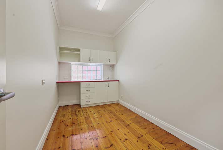 19 Victoria Street Victor Harbor SA 5211 - Image 8