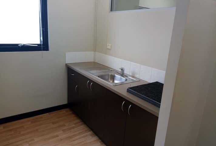 T11/152 Great Eastern Highway Ascot WA 6104 - Image 10