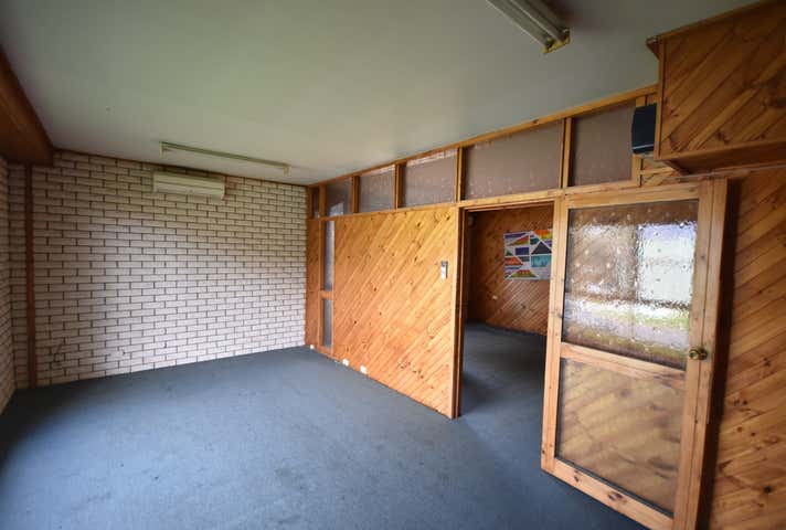 18 Hudson Crescent Lavington NSW 2641 - Image 6