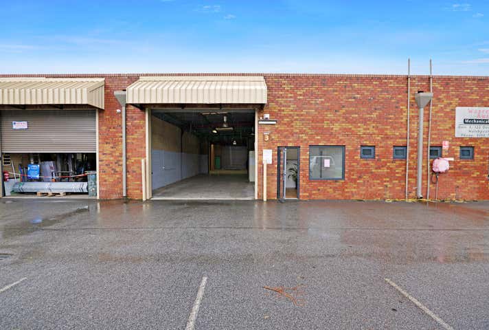 3/122-124 Dowd Street Welshpool WA 6106 - Image 1