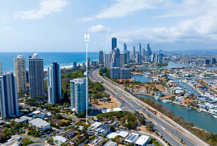 2/6 Tedder Avenue Main Beach QLD 4217 - Image 15