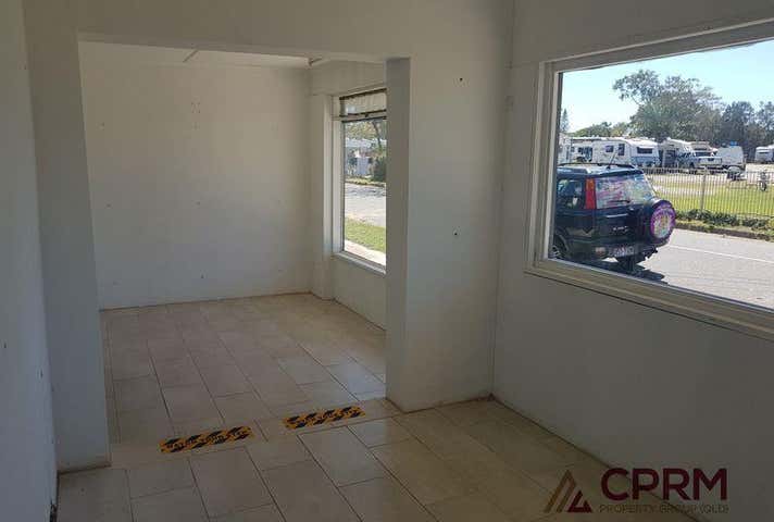 A/184 Hornibrook Esplanade Clontarf QLD 4019 - Image 4