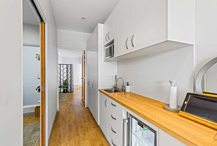 110 Monaco Street Broadbeach Waters QLD 4218 - Image 5