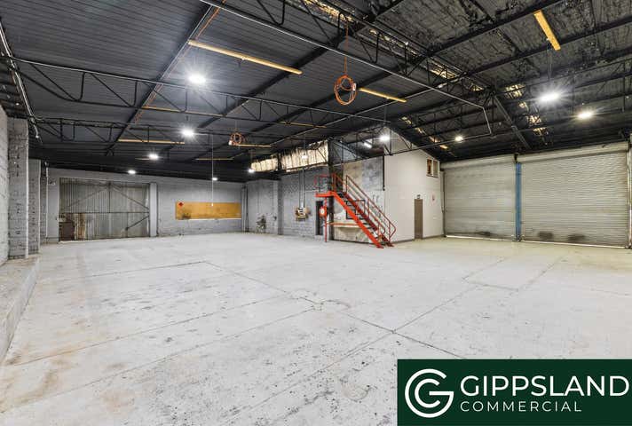 15 Mavis Avenue Warragul VIC 3820 - Image 6