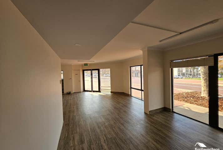 32 Nottinghill Street Joondalup WA 6027 - Image 7