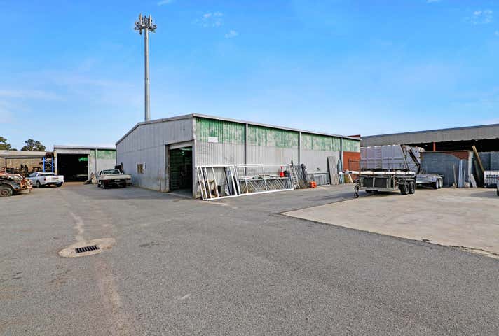 9 Kitson Place Maddington WA 6109 - Image 8