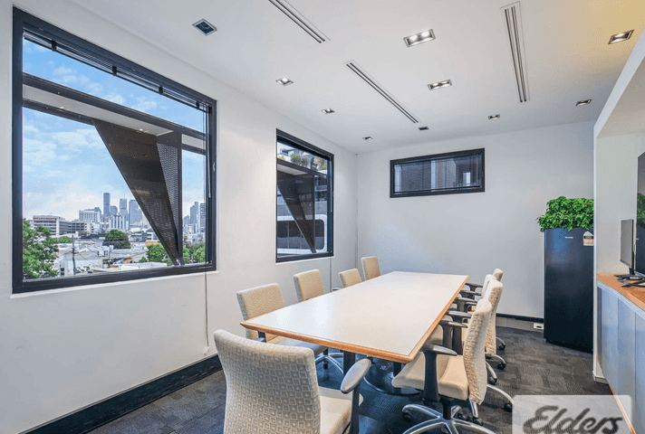 10/76 Doggett Street Newstead QLD 4006 - Image 1