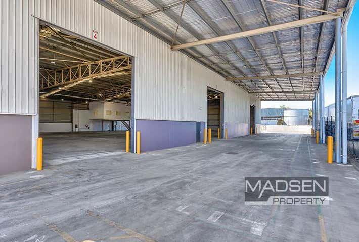 2 Stradbroke Street Heathwood QLD 4110 - Image 6