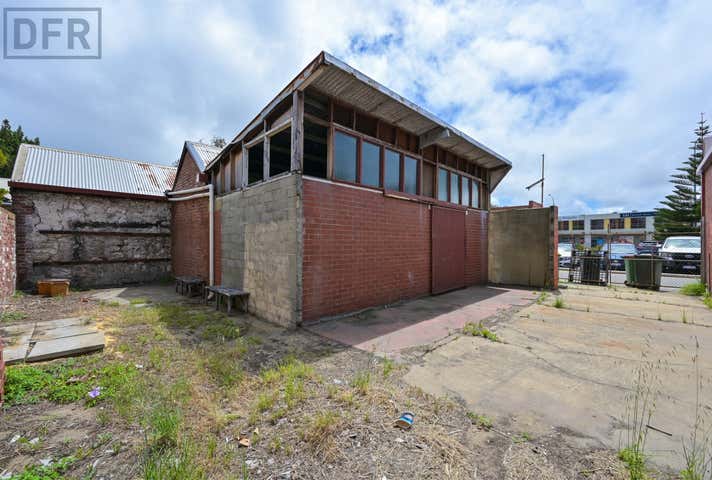 26 Tydeman Road North Fremantle WA 6159 - Image 11