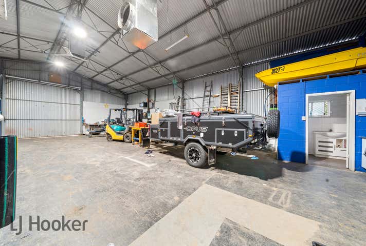 7 Barfield Crescent Edinburgh North SA 5113 - Image 26