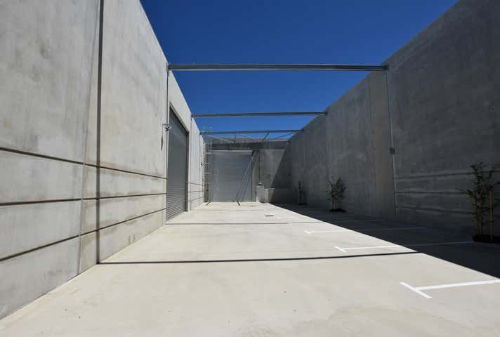 11 SUPREME LOOP Gnangara WA 6077 - Image 19