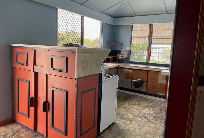 5A&B, 236-240 Severin Street Parramatta Park QLD 4870 - Image 7