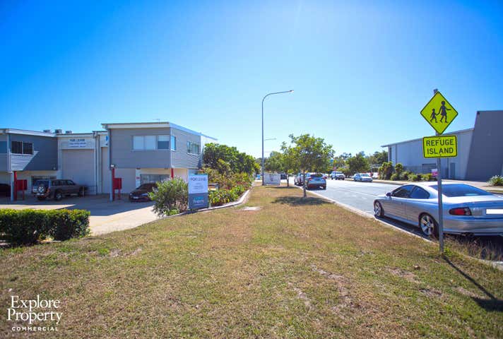 8/13 Carl Street Rural View QLD 4740 - Image 15