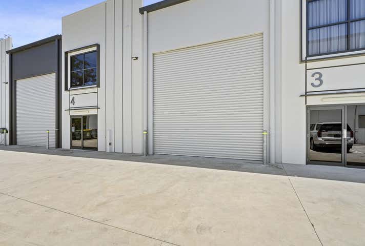Unit 4 2 Inventory Court Arundel QLD 4214 - Image 1