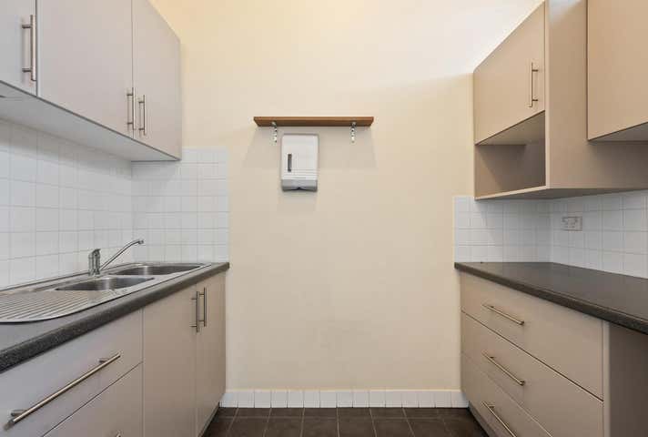 16 Morris Place Innaloo WA 6018 - Image 12