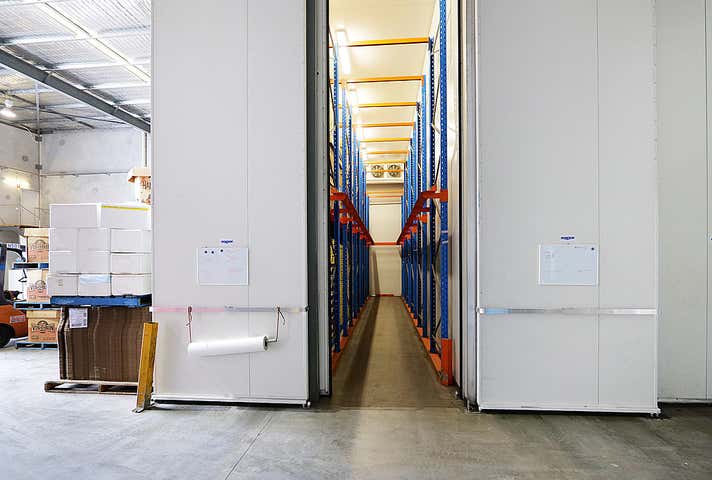 Unit 1, 11 Mallaig Way Canning Vale WA 6155 - Image 9