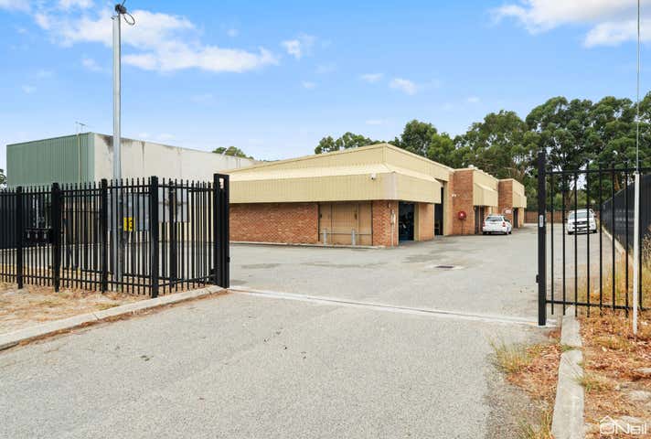 1/33 Gillam Drive Kelmscott WA 6111 - Image 5