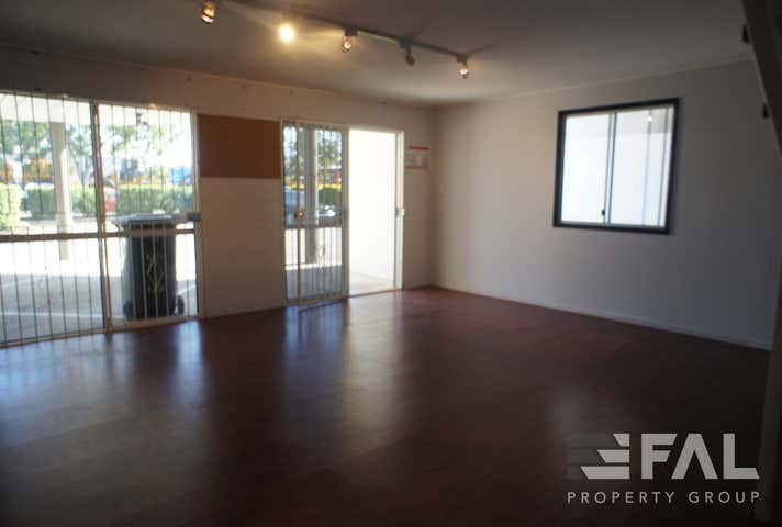 Unit  1, 44 Boron Street Sumner QLD 4074 - Image 8