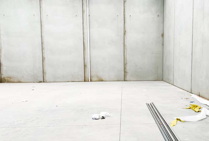 1 & 2/21 Camino Crescent Cranbourne West VIC 3977 - Image 14