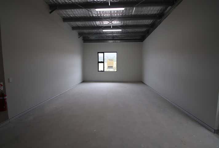 27/10-12 Sylvester Avenue Unanderra NSW 2526 - Image 3