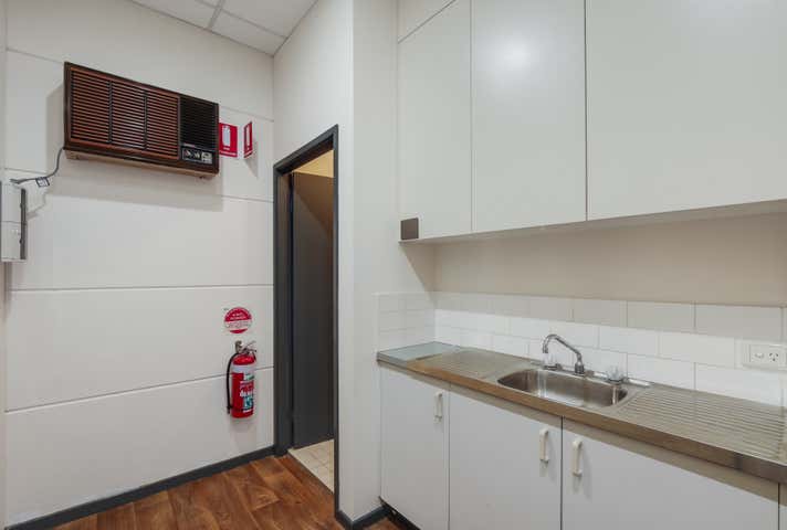 Shop 8, 482 Pacific Highway Wyoming NSW 2250 - Image 8