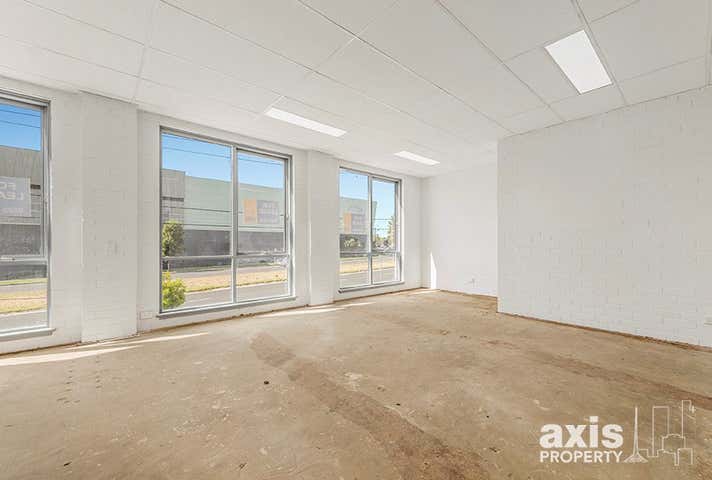 Level 1/227a East Boundary Road Bentleigh East VIC 3165 - Image 2