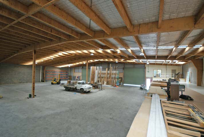 847 Leslie Drive North Albury NSW 2640 - Image 2