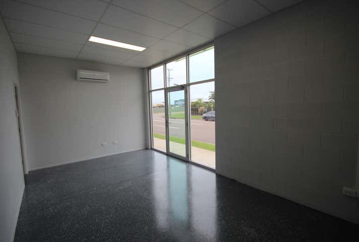 1/30 Civil Road Garbutt QLD 4814 - Image 11