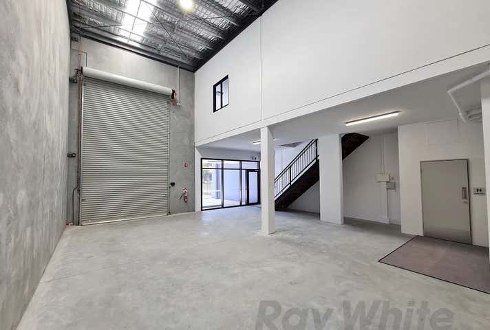 1/300 Lavarack Avenue Pinkenba QLD 4008 - Image 2