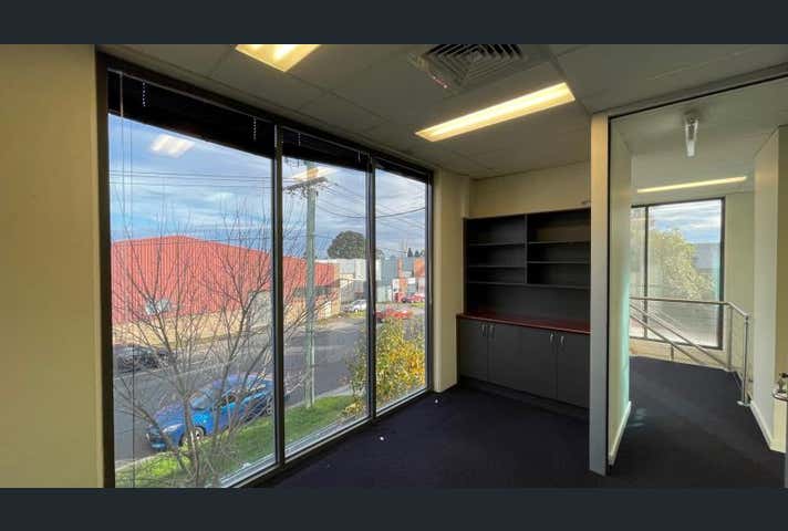 13 King Street Nunawading VIC 3131 - Image 2