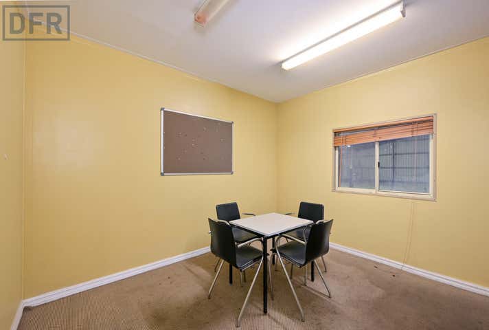 12/32 Beach Street Kwinana Beach WA 6167 - Image 13