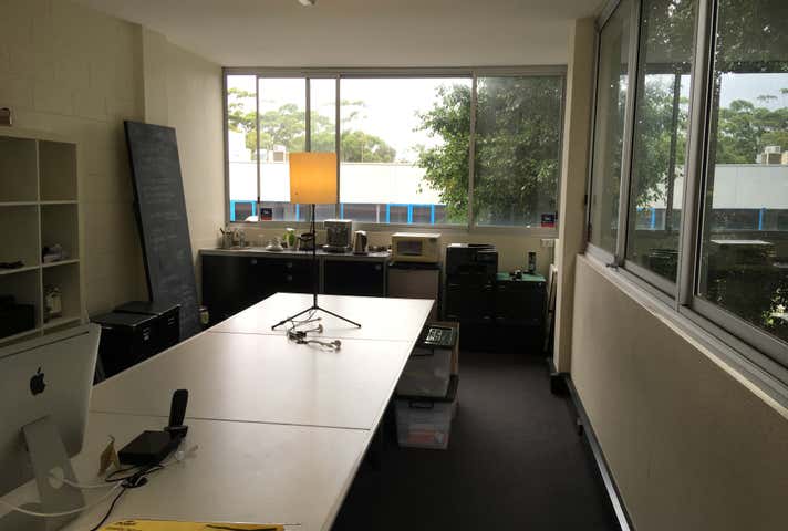 21/12-14 Waratah Street Mona Vale NSW 2103 - Image 2