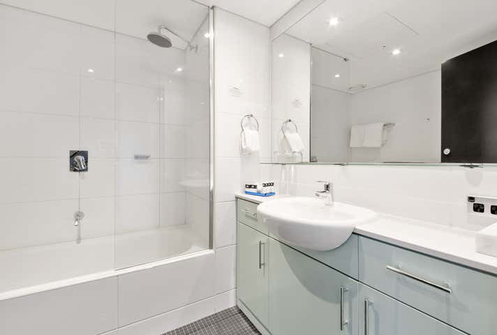 82/33 Mounts Bay Road Perth WA 6000 - Image 4