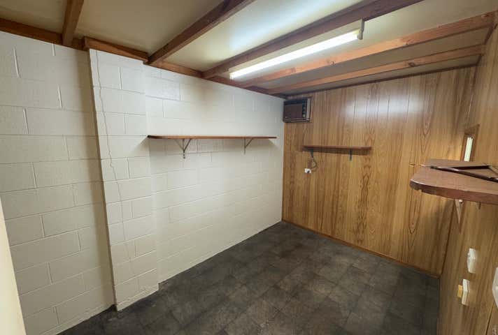 10/2-4 Toohey Street Portsmith QLD 4870 - Image 7