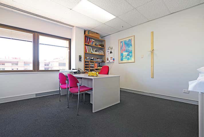 72/100 Murdoch Drive Murdoch WA 6150 - Image 3