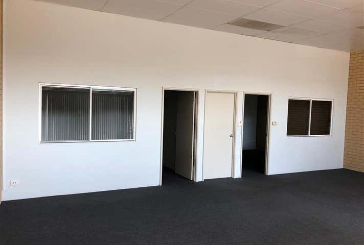 3/126-130 Bannister Road Canning Vale WA 6155 - Image 3