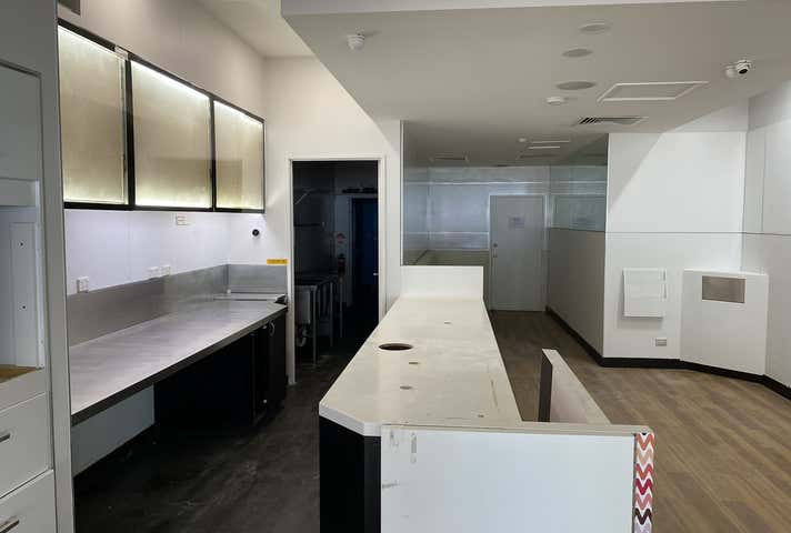 4A/99 Esplanade Cairns City QLD 4870 - Image 5