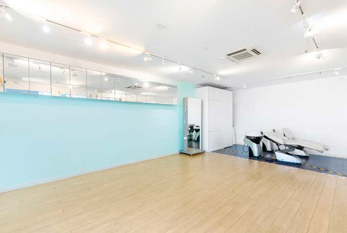 31 Hamilton Avenue Surfers Paradise QLD 4217 - Image 5