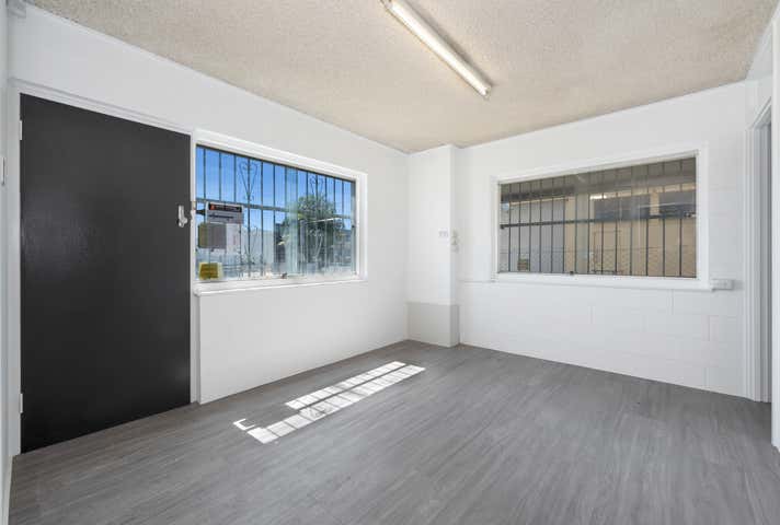 12 Hamill Street Garbutt QLD 4814 - Image 8