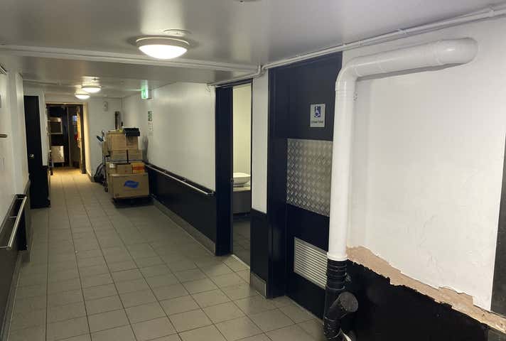 4A/99 Esplanade Cairns City QLD 4870 - Image 12