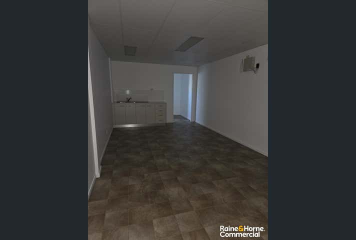 Shop 2, 26 Evans Avenue North Mackay QLD 4740 - Image 9