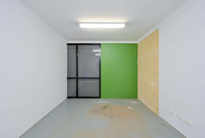 3/34 Sphinx Way Bibra Lake WA 6163 - Image 6