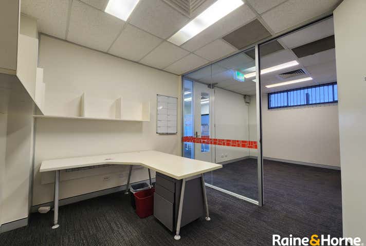 404 Gympie Road Strathpine QLD 4500 - Image 7