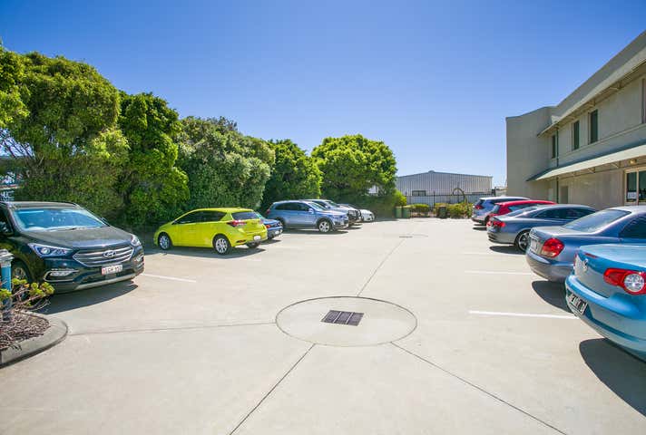 21 Dixon Road Rockingham WA 6168 - Image 17