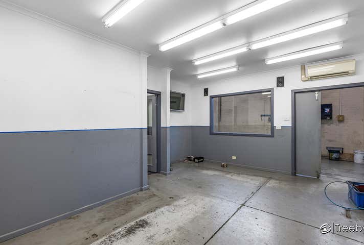 2/12 Molan Street Ringwood VIC 3134 - Image 14