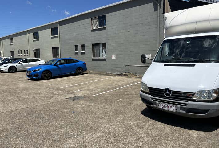 1/27 Lawrence Drive Nerang QLD 4211 - Image 2